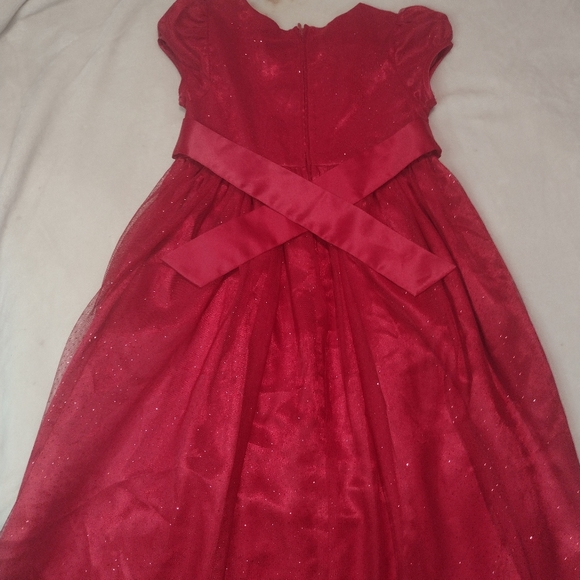 Girl’s Red Sparkly Christmas/Valentines Dress Size 6 Bonnie Jean - Picture 2 of 3